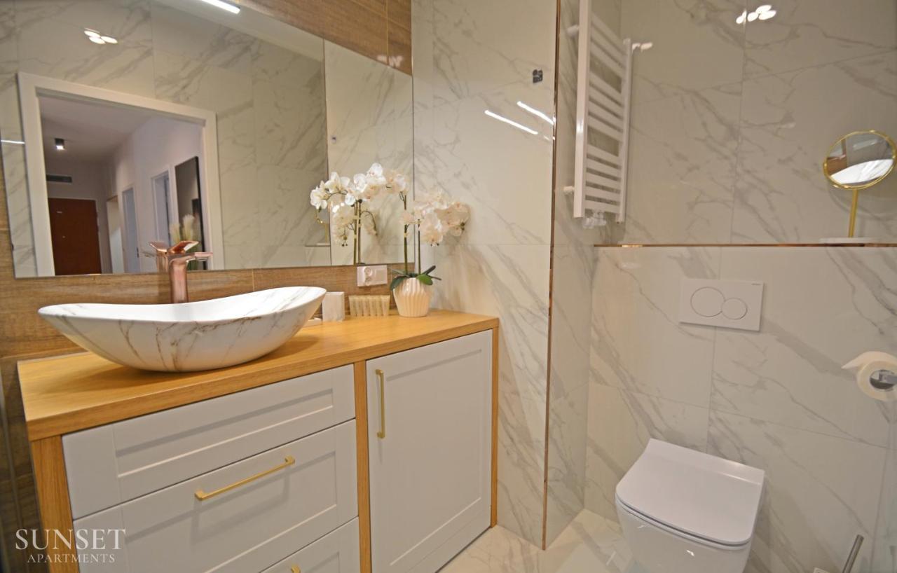 Platan - Sunset Apartments - Garaz ชวีโนวิชแจ ภายนอก รูปภาพ