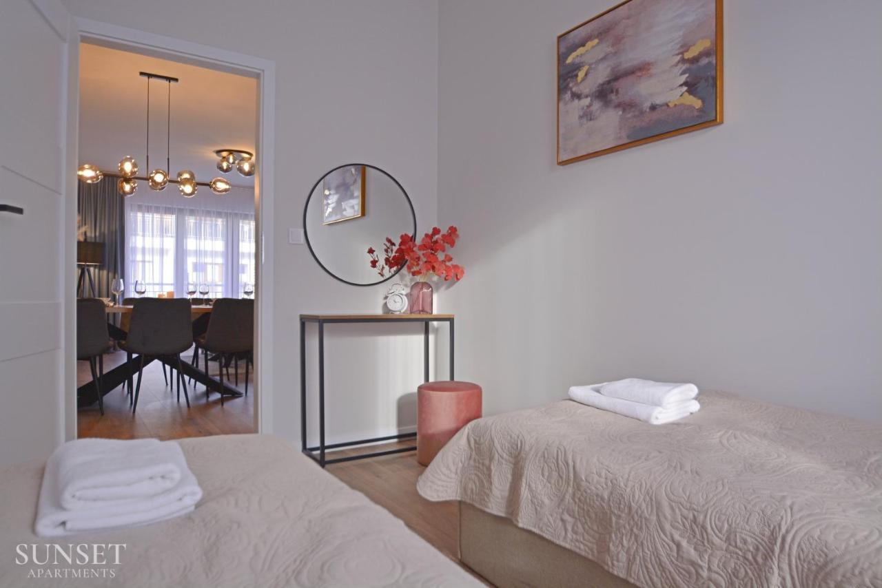 Platan - Sunset Apartments - Garaz ชวีโนวิชแจ ภายนอก รูปภาพ