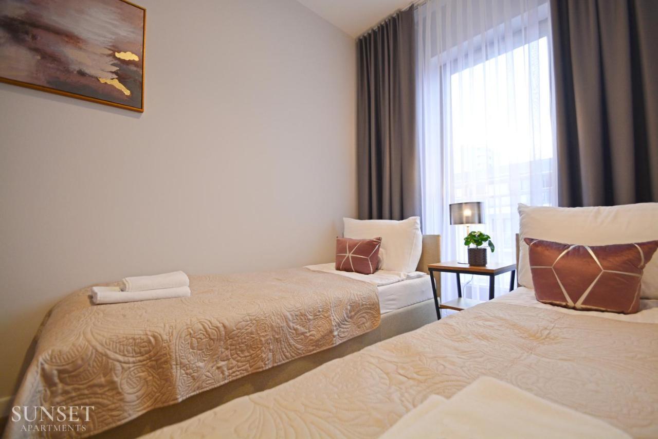 Platan - Sunset Apartments - Garaz ชวีโนวิชแจ ภายนอก รูปภาพ